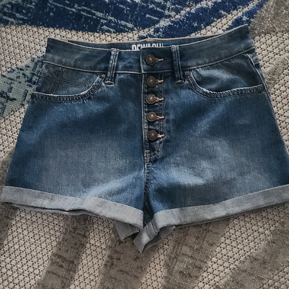 Rewash Pants - *New*Rewash Blue Jean Shorts with Cuffed Hem and Vintage Look *new*